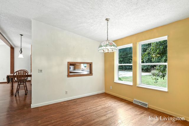 6306 E Carrigan Court, Croton Twp, MI 49337