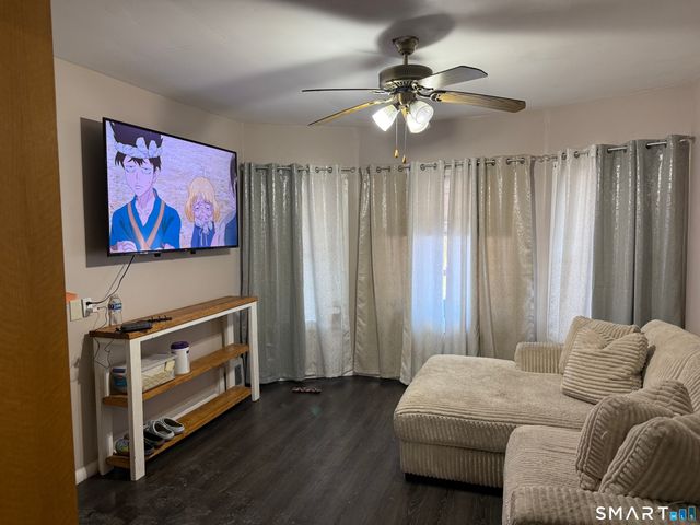 109 Wordin Avenue, Bridgeport, CT 06605