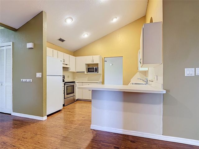 2108 JONATHAN LANE, Winter Haven, FL 33884