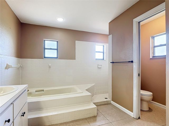 2108 JONATHAN LANE, Winter Haven, FL 33884
