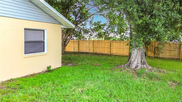 2108 JONATHAN LANE, Winter Haven, FL 33884