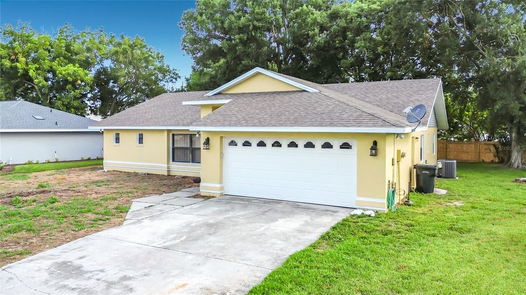 2108 JONATHAN LANE, Winter Haven, FL 33884