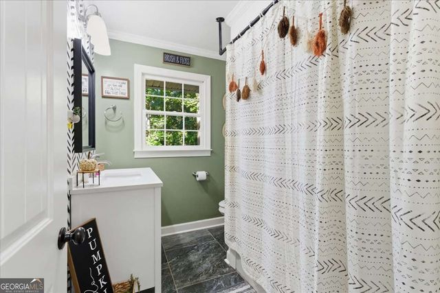 7 Thrushwood Road NE, Rome, GA 30161