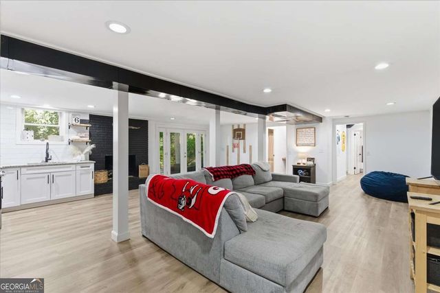 7 Thrushwood Road NE, Rome, GA 30161