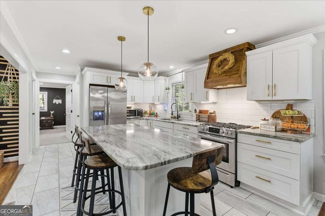 7 Thrushwood Road NE, Rome, GA 30161