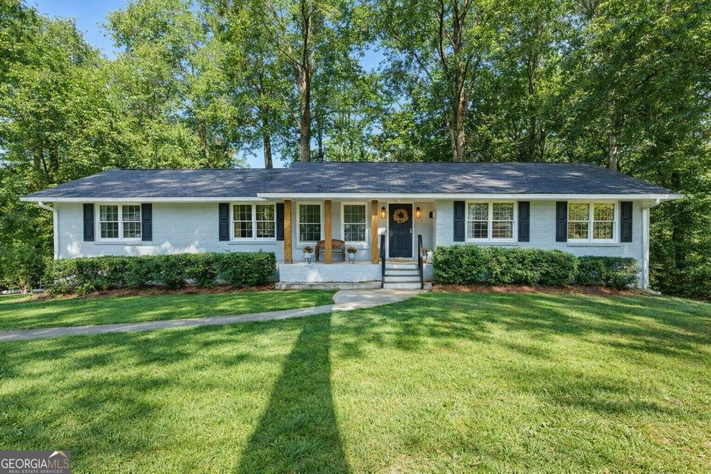 7 Thrushwood Road NE, Rome, GA 30161