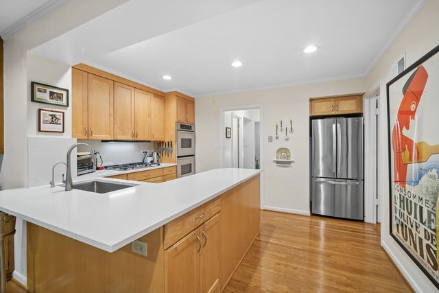 739 Marion Avenue, Highland Park, IL 60035