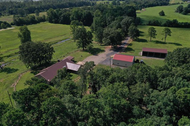 158 CLC Lane, Mena, AR 71953