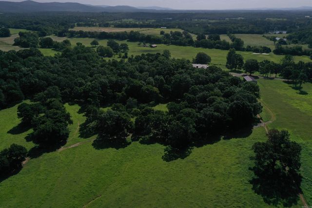 158 CLC Lane, Mena, AR 71953