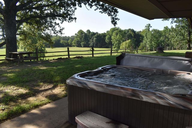 158 CLC Lane, Mena, AR 71953