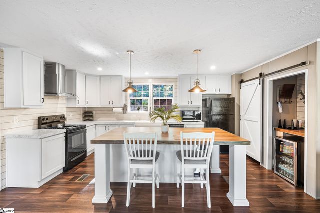 340 Cedar Falls Road, Fountain Inn, SC 29644