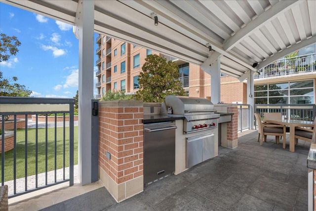 2207 Bancroft Street 906, Houston, TX 77027
