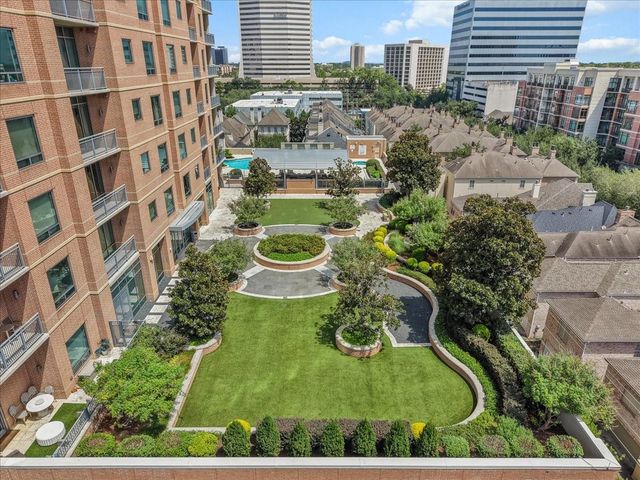 2207 Bancroft Street 906, Houston, TX 77027