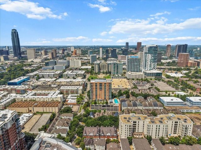 2207 Bancroft Street 906, Houston, TX 77027