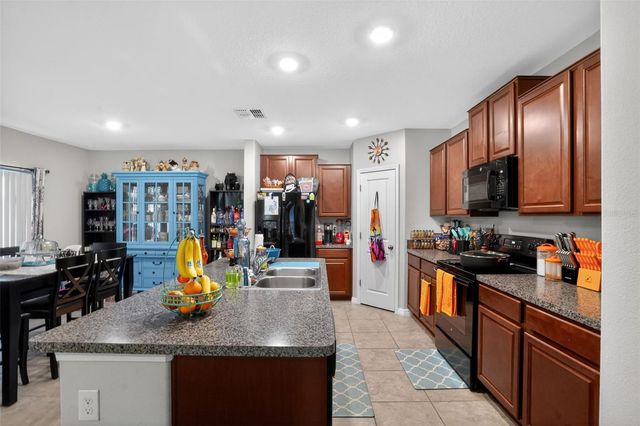 10402 CARLOWAY HILLS DRIVE, Wimauma, FL 33598