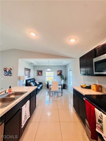 631 NW 32nd ST, Cape Coral, FL 33993