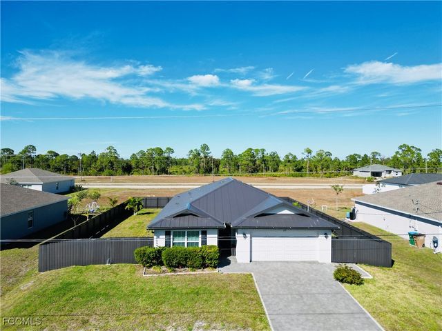 631 NW 32nd ST, Cape Coral, FL 33993