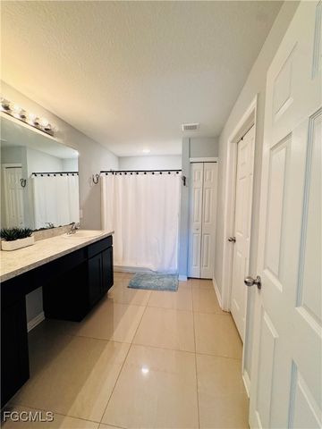 631 NW 32nd ST, Cape Coral, FL 33993