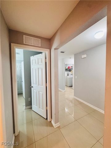 631 NW 32nd ST, Cape Coral, FL 33993