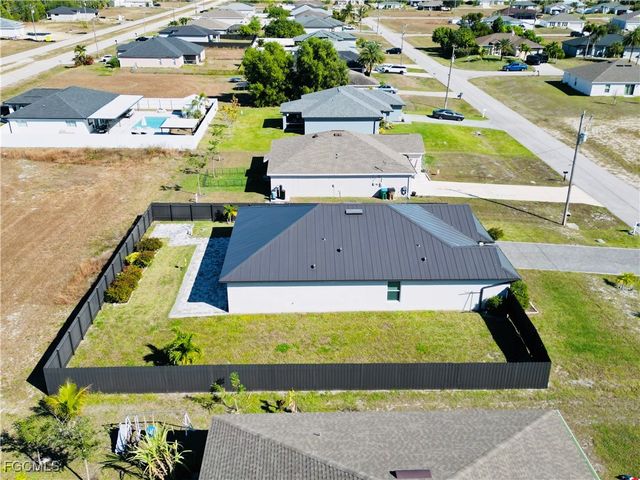 631 NW 32nd ST, Cape Coral, FL 33993