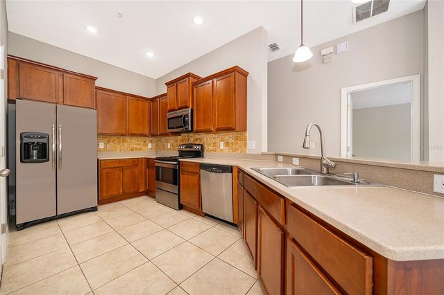 10888 ECLIPSE LILY WAY 62A, Orlando, FL 32832