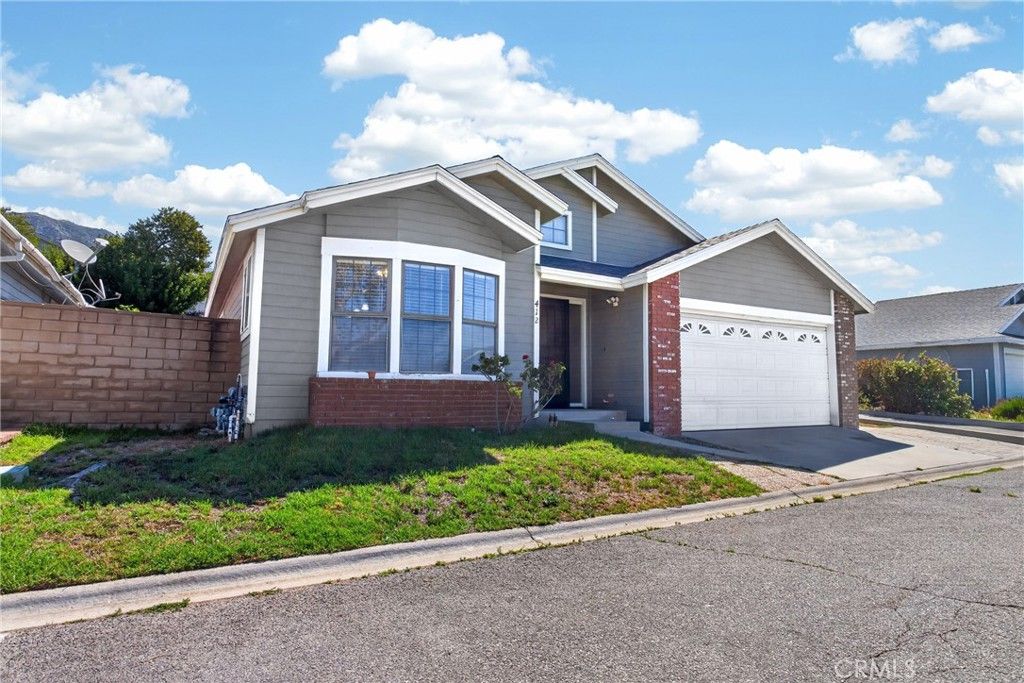 Image 1 of property listing at 13691 Gavina 412, Sylmar, CA 91342