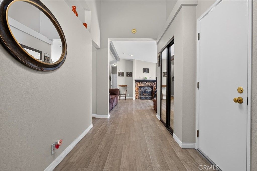 Image 13 of property listing at 13691 Gavina 412, Sylmar, CA 91342