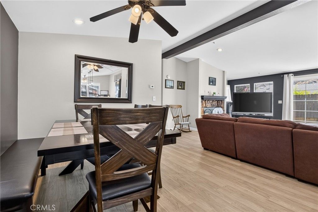 Image 16 of property listing at 13691 Gavina 412, Sylmar, CA 91342