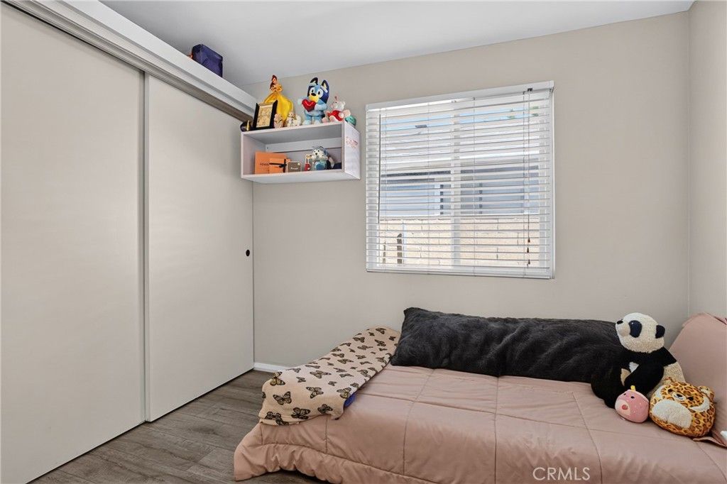 Image 24 of property listing at 13691 Gavina 412, Sylmar, CA 91342