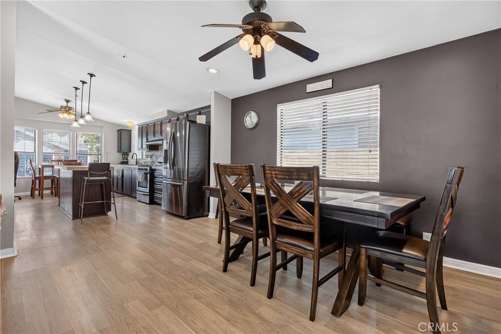 Image 31 of property listing at 13691 Gavina 412, Sylmar, CA 91342