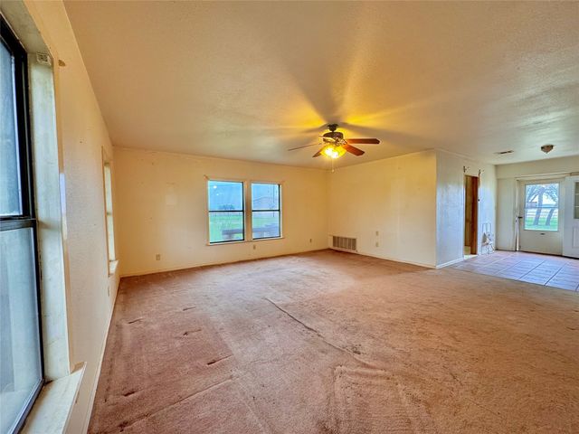 672 County Road 1135, Morgan, TX 76671