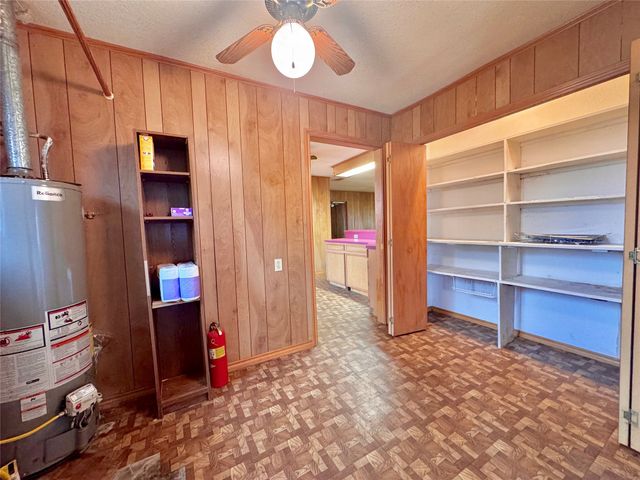 672 County Road 1135, Morgan, TX 76671