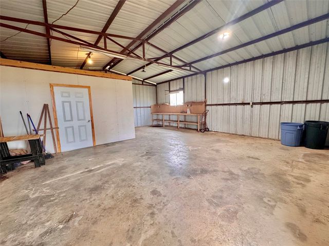 672 County Road 1135, Morgan, TX 76671