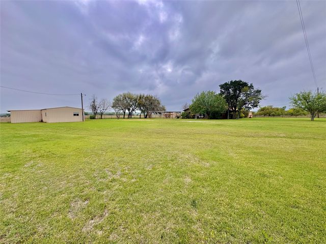 672 County Road 1135, Morgan, TX 76671