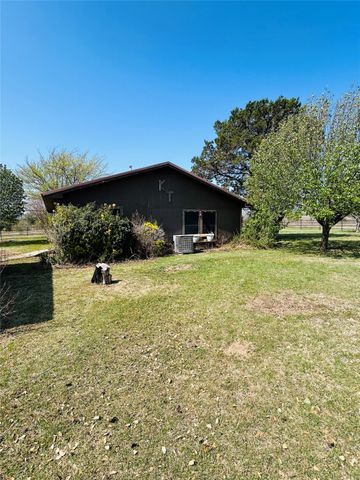 672 County Road 1135, Morgan, TX 76671