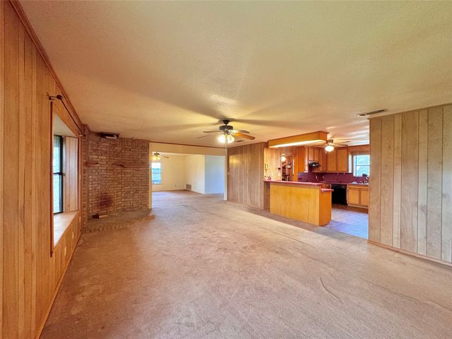 672 County Road 1135, Morgan, TX 76671