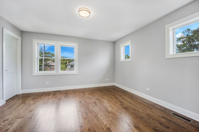 6038 N Drake Avenue, Chicago, IL 60659