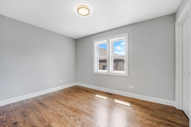 6038 N Drake Avenue, Chicago, IL 60659