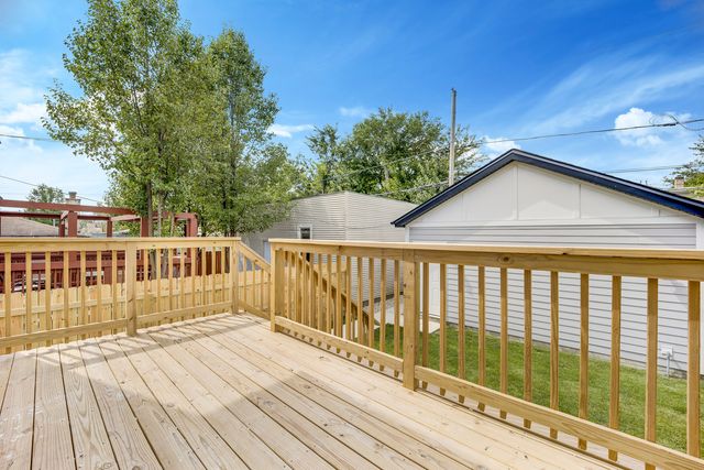 6038 N Drake Avenue, Chicago, IL 60659