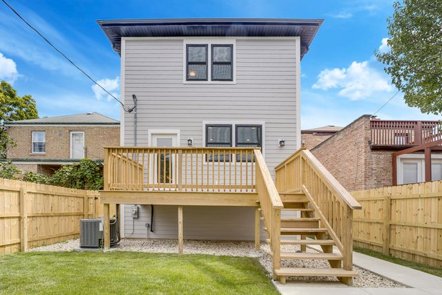 6038 N Drake Avenue, Chicago, IL 60659