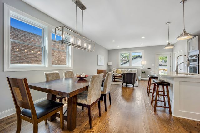 6038 N Drake Avenue, Chicago, IL 60659