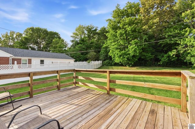 280 Navaho, Paducah, KY 42001