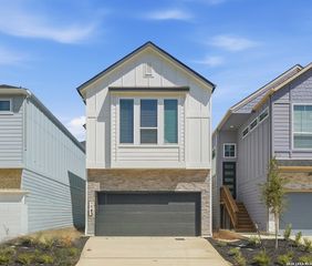 6464 Babcock Rd #706, San Antonio, TX 78249