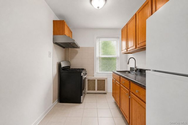 336 E 16th Street, Brooklyn, NY 11226