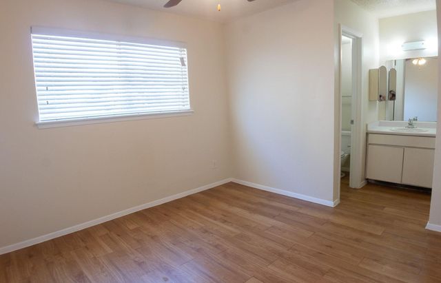 924 E Dean Keeton ST 222, Austin, TX 78705