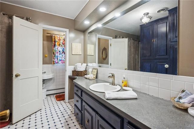 245 N Main Street, Liberty, MO 64068