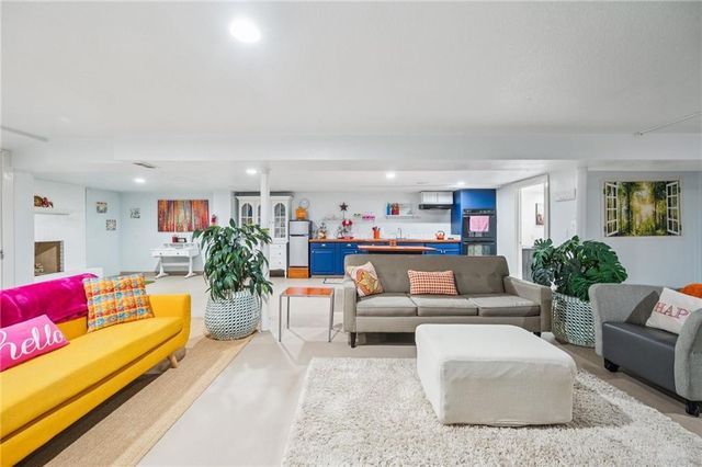 245 N Main Street, Liberty, MO 64068