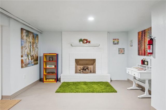 245 N Main Street, Liberty, MO 64068