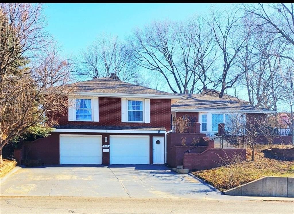 245 N Main Street, Liberty, MO 64068