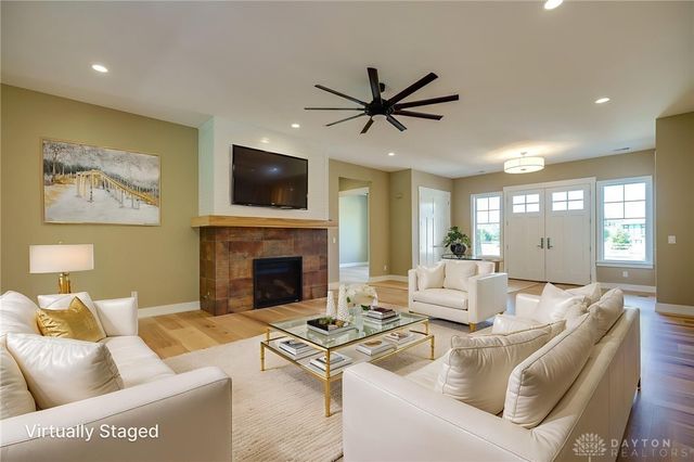 9882 Saddle Creek Trail, Centerville, OH 45458